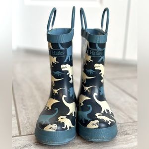Hatley little kids dinosaur rain boots - size 8 - easy pull on